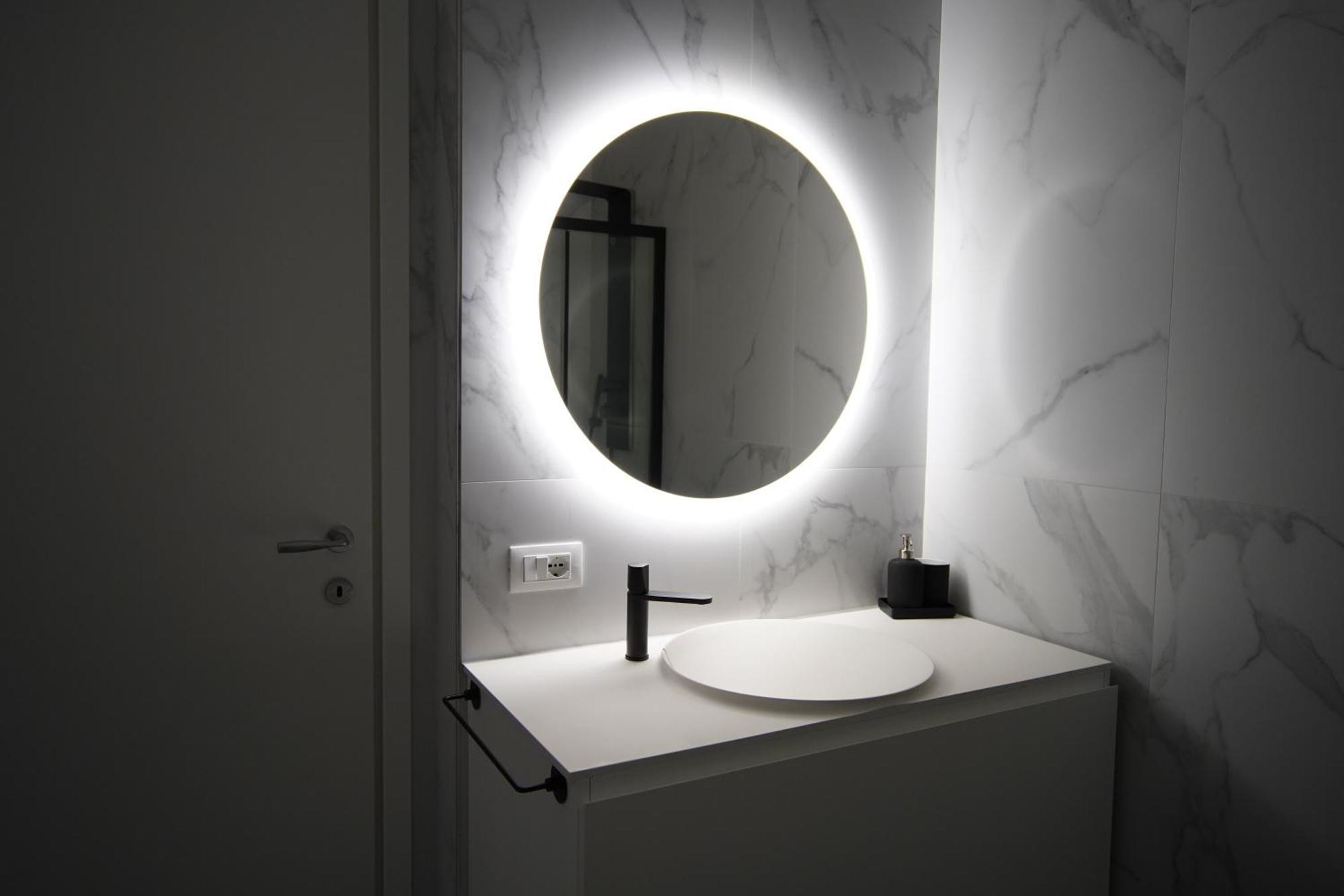 Apartamento Sky Downtown Smn ,train Station,2 Letti,balcone